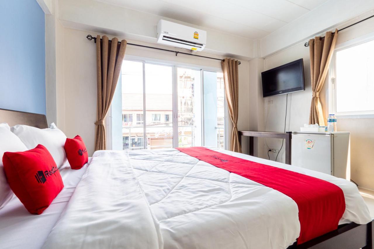Si Fah At Bangsaen Hotel Ban Rong Khoei 外观 照片