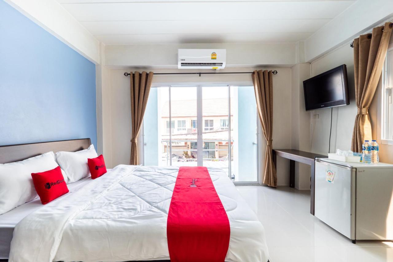 Si Fah At Bangsaen Hotel Ban Rong Khoei 外观 照片