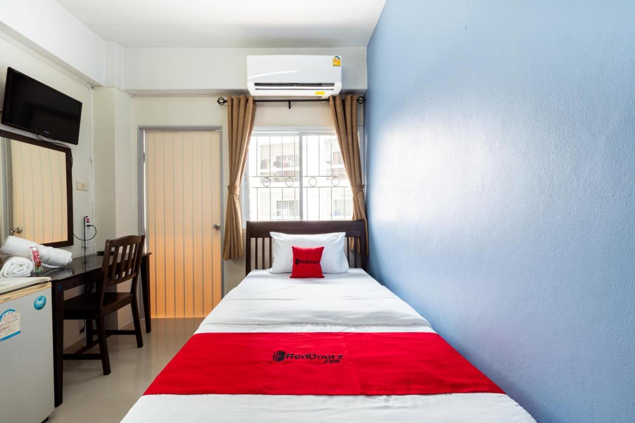 Si Fah At Bangsaen Hotel Ban Rong Khoei 外观 照片